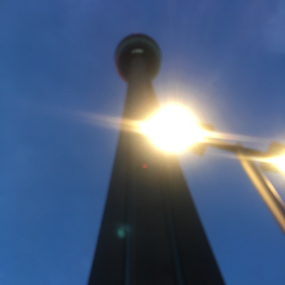 Meet your Posher, Praise - Picture 1 of 1